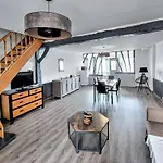 2 Bedroom Awesome In Gamaches (Somme)