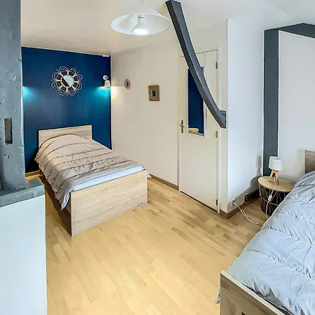 2 Bedroom Awesome In بيت للعطل *