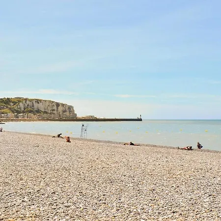 2 Bedroom Awesome In *