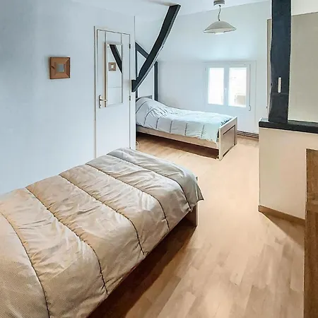 2 Bedroom Awesome In بيت للعطل *